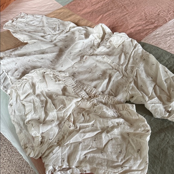 Deiji Studios 100% linen set - Picture 5 of 6